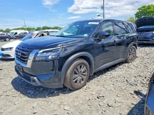 Nissan Pathfinder 3.5L 6 2025