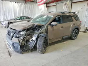 Nissan Pathfinder 3.5L 6 2024