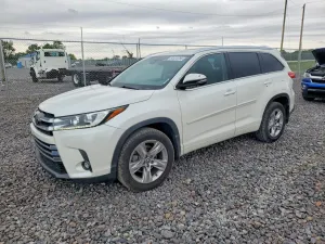 Toyota Highlander 3.5L 6 2019