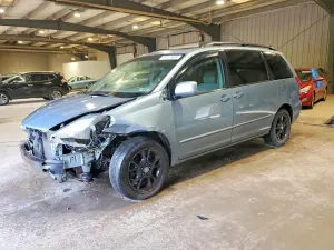 Toyota Sienna 3.3L 6 2005
