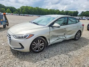 Hyundai Elantra 2.0L 4 2017