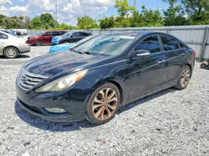 Hyundai Sonata 2.0L 4 2013