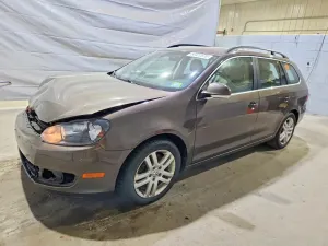 Volkswagen Jetta 2.0L 4 2013