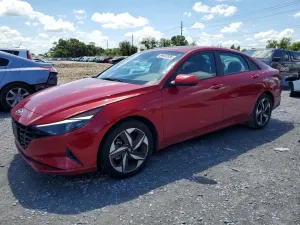 Hyundai Elantra 2.0L 4 2023