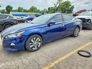 Nissan Altima 2.5L 4 2020