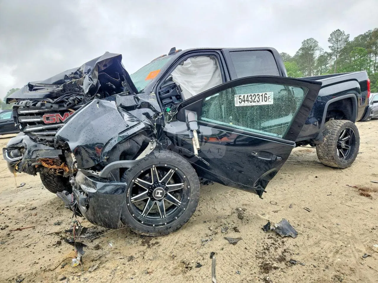 GMC Sierra 6.6L 8 2018