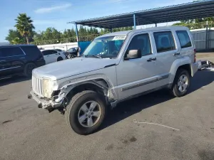 Jeep Liberty 3.7L 6 2012