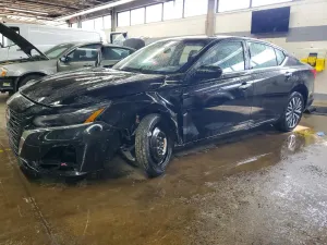Nissan Altima 2.5L 4 2025