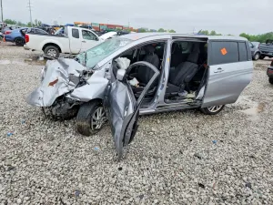 Mazda 5 2.5L 4 2012