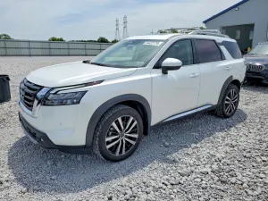 Nissan Pathfinder 3.5L 6 2025