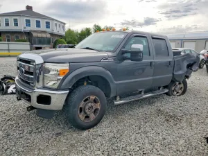 Ford F-250 6.2L 8 2015