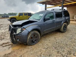 Nissan Pathfinder 4.0L 6 2010