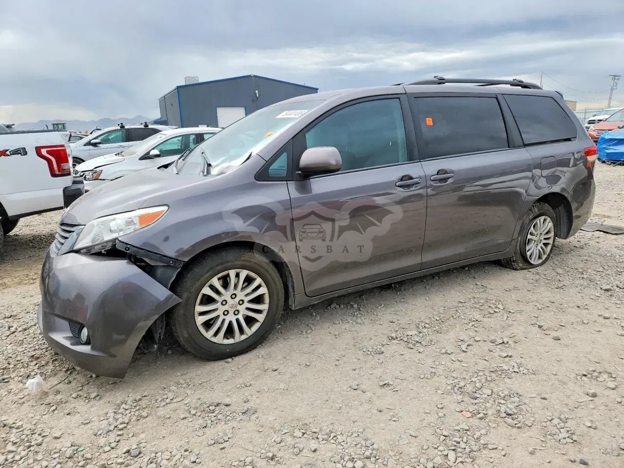 Toyota Sienna 3.5L 6 2013