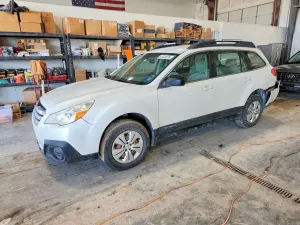 Subaru Outback 2.5L 4 2013