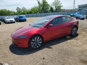 Tesla Model 3 2025