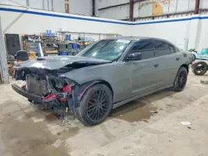 Dodge Charger 5.7L 8 2012