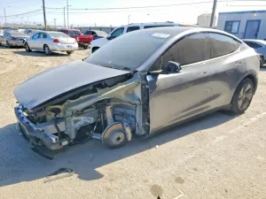 Tesla Model Y 2026