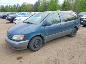 Toyota Sienna 3.0L 6 2003