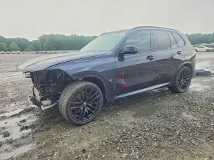 BMW X5 3.0L 6 2025