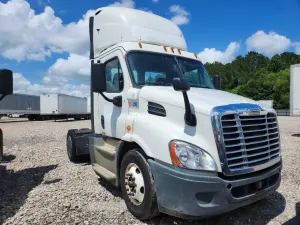 Freightliner Cascadia 12.8L 6 2017