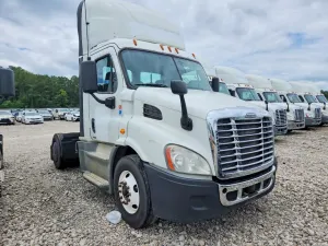 Freightliner Cascadia 12.8L 6 2017