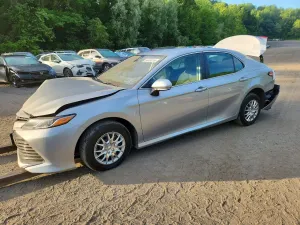 Toyota Camry 2.5L 4 2020