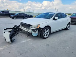 Volvo S60 2.0L 4 2015
