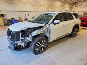 Nissan Pathfinder 3.5L 6 2022