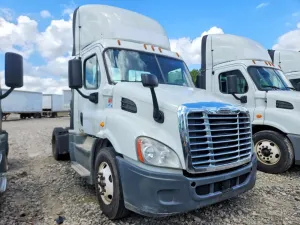 Freightliner Cascadia 12.8L 6 2017