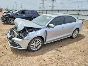 Volkswagen Jetta 1.8L 4 2015