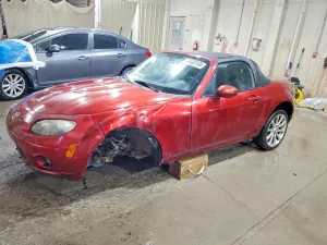 Mazda MX-5 (Miata) 2.0L 4 2008