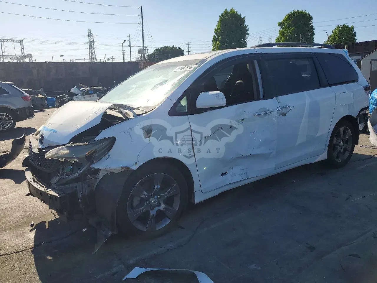 Toyota Sienna 3.5L 6 2016