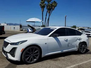 Cadillac CT5 2.0L 4 2021