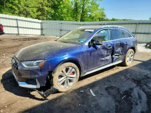 Audi A4 2.0L 4 2024