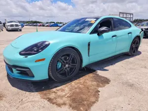 Porsche Panamera 3.0L 6 2018