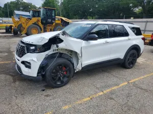 Ford Explorer 3.0L 6 2023