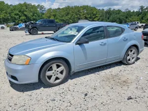 Dodge Avenger 2.4L 4 2013