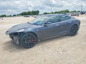 Tesla Model S 2018
