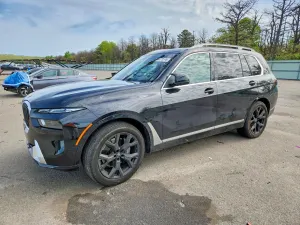 BMW X7 3.0L 6 2025