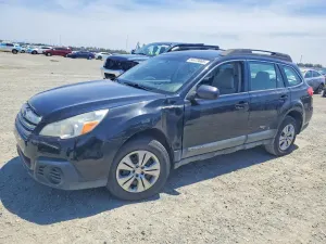 Subaru Outback 2.5L 4 2013