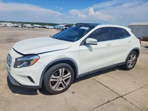 Mercedes-Benz GLA 2.0L 4 2016