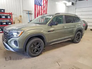 Volkswagen Atlas 2.0L 4 2025