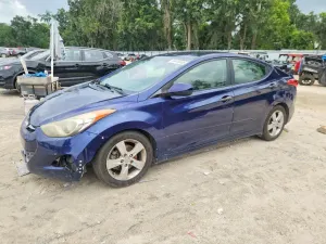 Hyundai Elantra 1.8L 4 2013