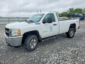 Chevrolet Silverado 1500 6.6L 8 2013