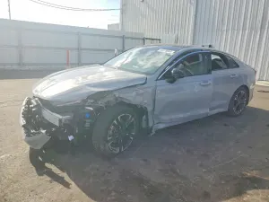 Kia K5 1.6L 4 2023