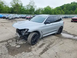BMW X3 3.0L 6 2021