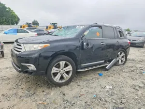 Toyota Highlander 3.5L 6 2013