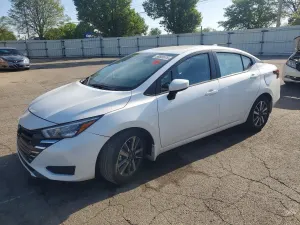 Nissan Versa 1.6L 4 2025