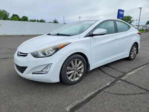 Hyundai Elantra 1.8L 4 2015