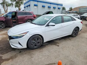 Hyundai Elantra 2.0L 4 2021